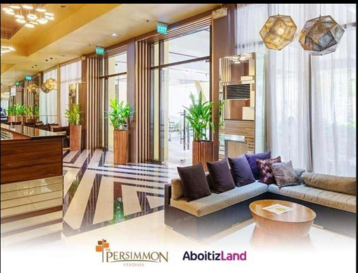 The Persimmon Studios 세부 외부 사진